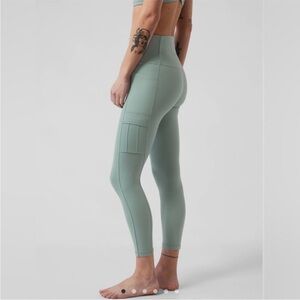 Athleta 7/8 Salutation Leggings in Sage Green